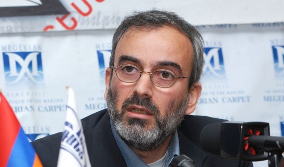 Адвокаты Жирайра Сефиляна подали иск против телекомпании «Армения»