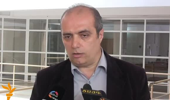 Представители омбудсмена Армении навестили задержанного председателя Клуба журналистов «Аспарез» Левона Барсегяна