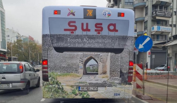 Սալոնիկի ավտոբուսներին «Շուշա» գրառմամբ գովազդ է հայտնվել․ ՀՀ դեսպանությունը փորձում է չեզոքացնել սադրանքը