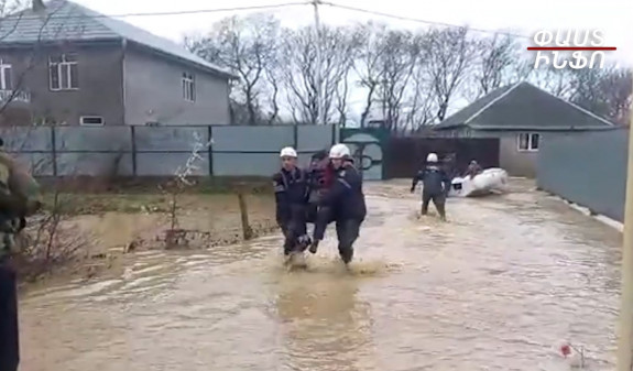 Տեսանյութ.Ադրբեջանում ջրհեղեղ է, տարհանվել են մարդիկ